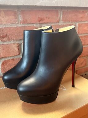 Christian Louboutin Dirdibootie Leather Ankle Booties
